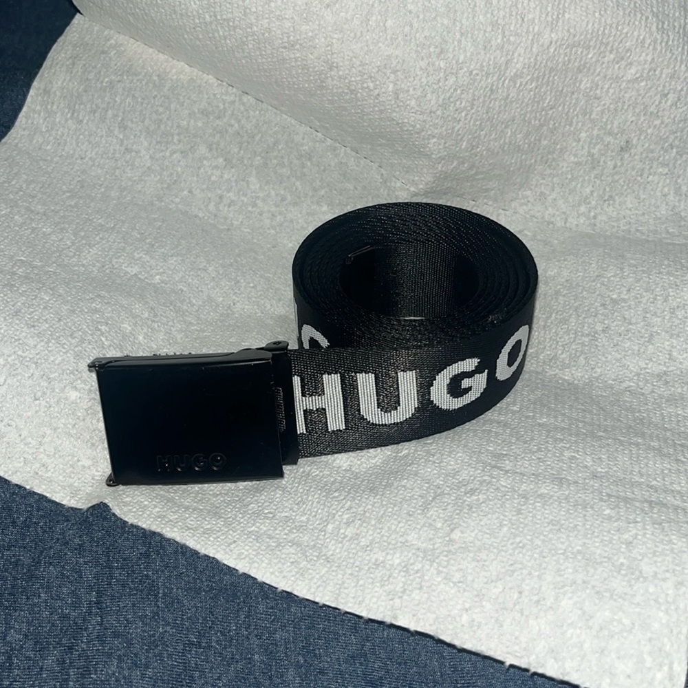 Men’s Hugo boss belt